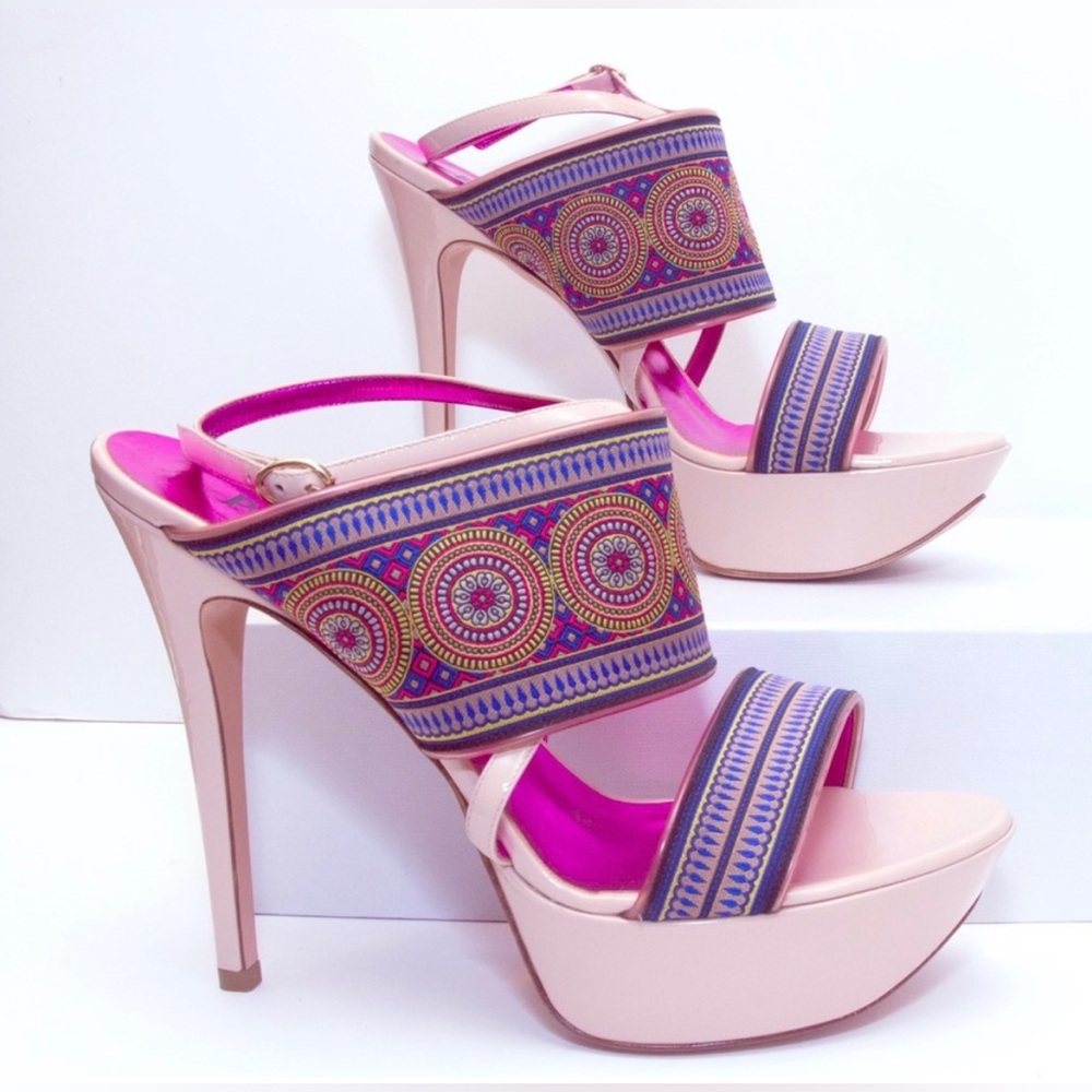 Tulum platform. Pollini stiletto platform sandals Size 40